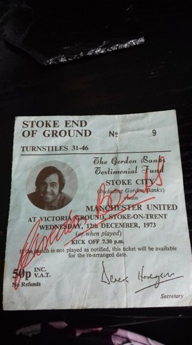 Signed gordon banks - signed,