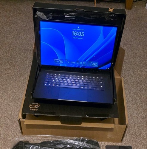 Razer blade advanced laptop - razer,