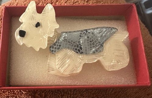Attractive acrylic scottie - acrylic, dog