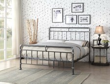 Retro metal bed