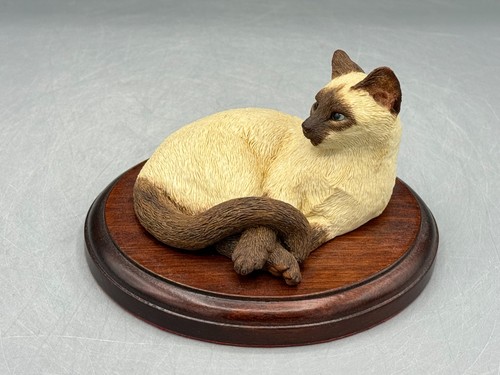 Sherratt and simpson - sherratt, siamese
