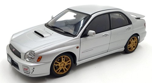 Autoart scale diecast - autoart, 1/18