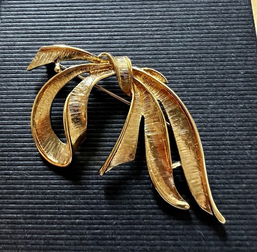 Vintage jewellery lovely - jewellery,