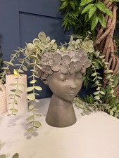 Floral lady head indoor - floral,