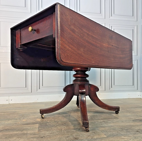 Antique pembroke breakfast - antique,