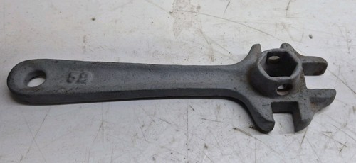 Antique wrench carriage - carriage, buggy