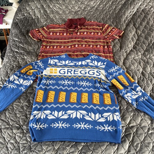 Festive bake greggs - greggs, knitted