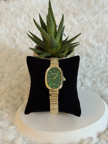 Green oval dial gold - dial, watch