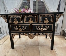 Charcoal & Gold Baroque