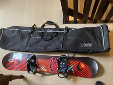 Snowboard Bag Carry Case on Wheels (Free Board). Great Condition. Used Once.