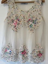 Layers Paris, Ladies Top. Size M.