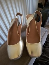 New Condition, Womens Size 5