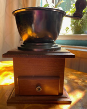 Metal Hand-Crank Handle Wooden Coffee Grinder with Drawer - Good condition 