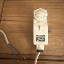 DANFOSS Cylinder Thermostat Type AT 20-90 Degrees