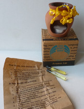 The Body Shop Aroma Jar - With Candle and 2 Scented Oils