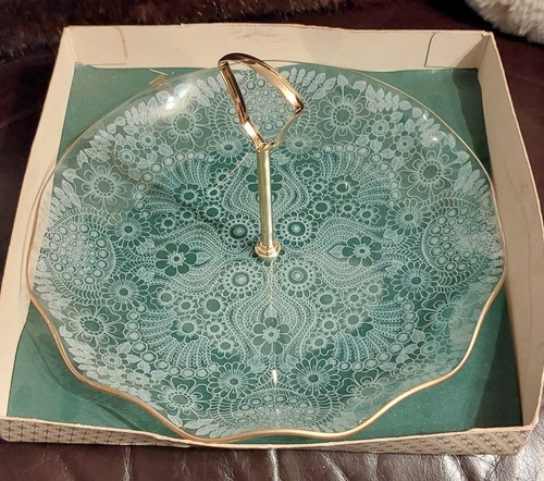 Chance glass cake plate with