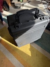 Peli 1690 Black Pelican