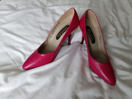 Vintage high heel - high, stiletto
