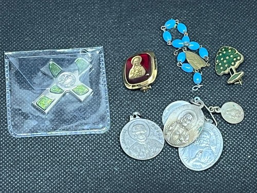 Religious pendants crosses job - religious,