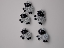 Pack of 5 Novelty Buttons