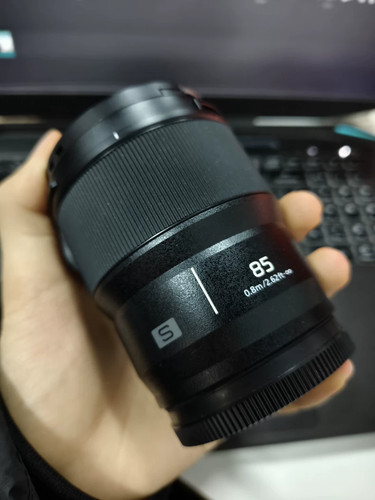 Panasonic lumix 85mm 1 8 - lumix,