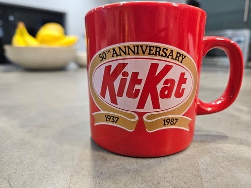 Kit kat mug red - kat,