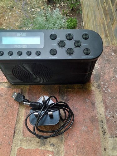 Reka portable dab - &, fm
