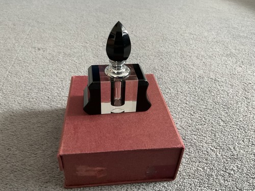 Beautiful art deco - art, black