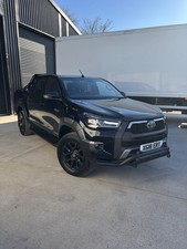 Toyota Hilux Invincible X 2.8
