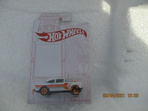Hot wheels pearl and - pearl,
