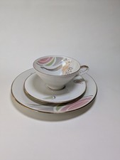 Mid Century Seltmann Weiden K. Bavaria Tea Cup Trio Geometric With Floral Design