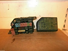HYUNDAI COUPE 2000 2.0 16V EXTERNAL UNDER BONNET ENGINE BAY FUSE BOX 91211-27070