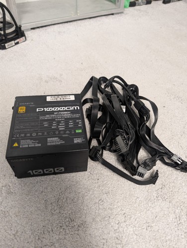 Gigabyte p1000gm 1000w - gigabyte, pc
