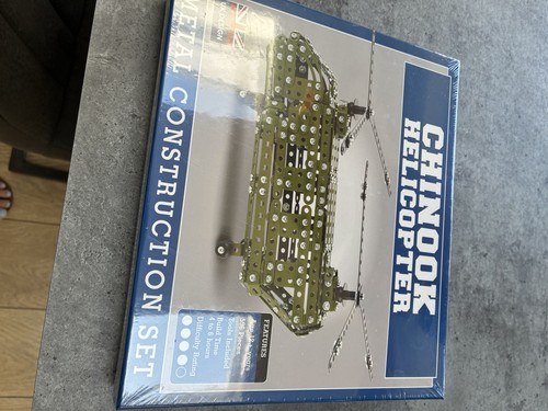Chinook helicopter metal - helicopter,