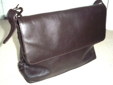 EXQUISITE ROWALLAN  CHOCOLATE