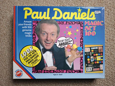 Vintage 1980's Paul Daniels' Magic Set 100 w instructions Peter Pan Playthings