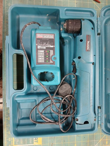 Makita da391d angle - makita,