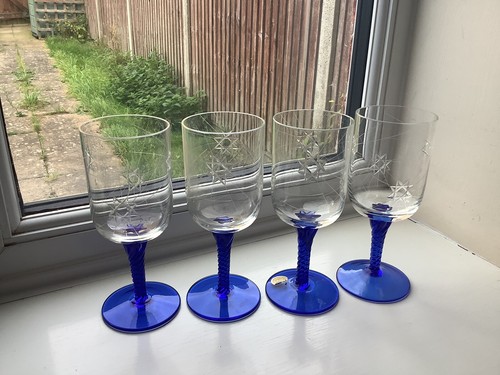 Stunning set blue twisted - stunning, of