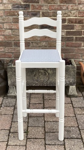 Lovely shabby chic - lovely, pine