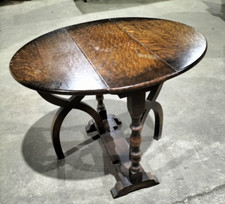 Vintage Solid Oak Gate Leg Drop Leaf Dining Side Table - Approx Max. Length 68cm