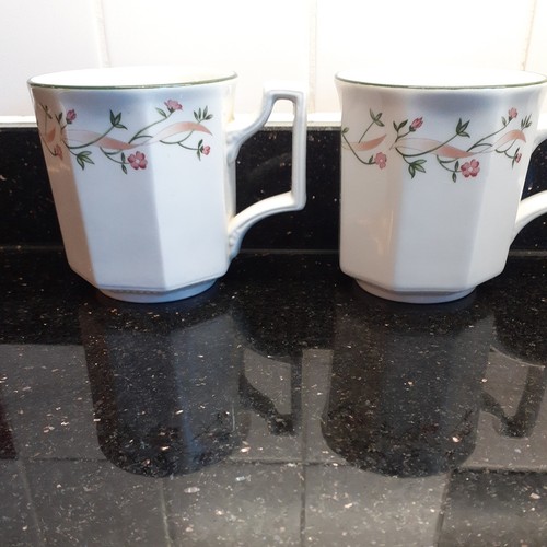 Eternal beau mugs johnson - mugs,