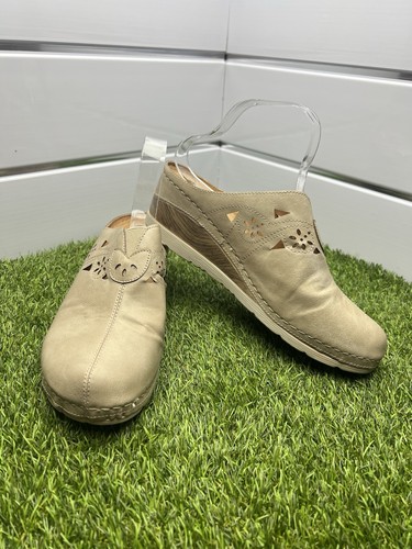 Ladies pavers beige 7cms - beige, wedge