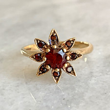 Garnet ring gold - ct,