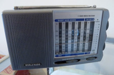 Tesco 12 Band Portable Receiver Radio FM AM LW RAD-108 - Good Working Order!