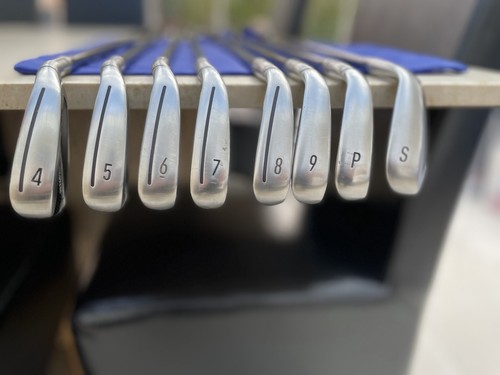 Taylormade stealth irons - ,