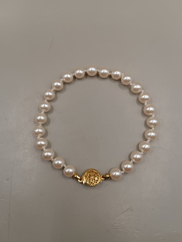 Vtg faux pearl bracelet - faux,