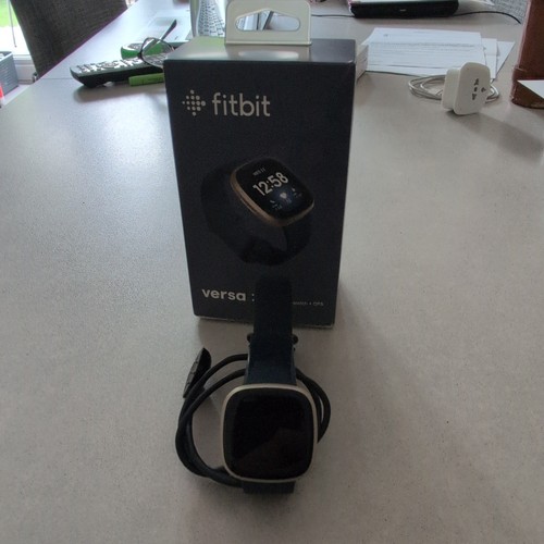 Fitbit versa gps - fitbit, touchscreen