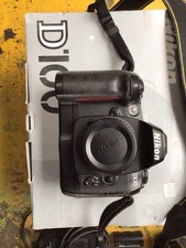 Nikon D 100 Digital SLR