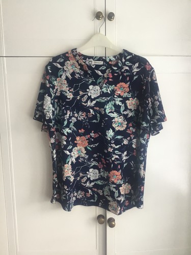 Damart ladies size short - size, 18