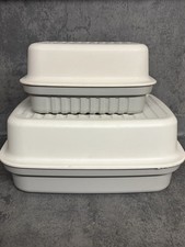 Seat of 2 Vintage Tupperware